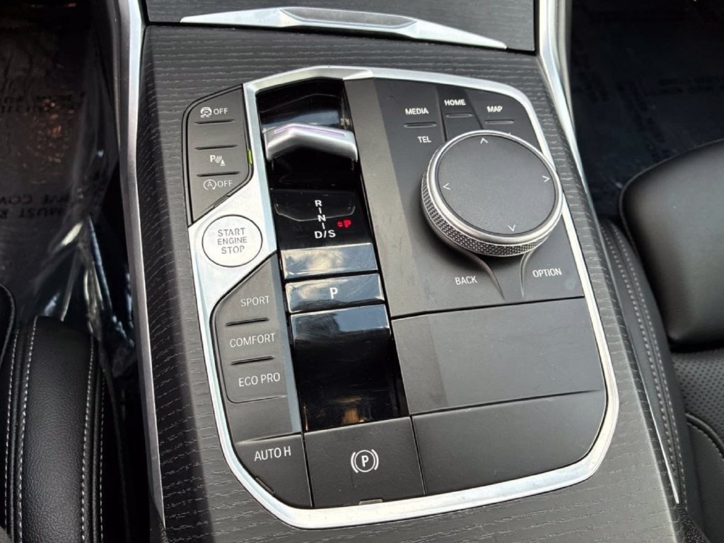 Used 2025 BMW 330i Sedan RWD image 31