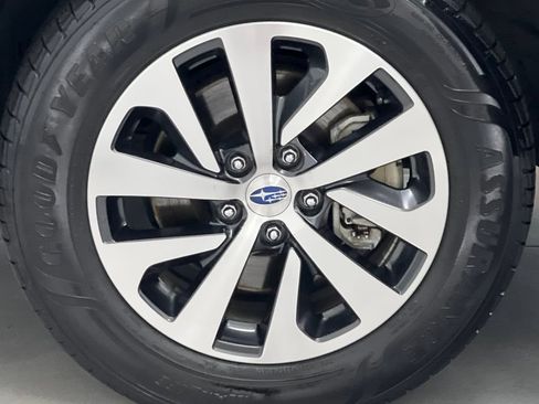 Used 2023 Subaru Outback Premium image 68