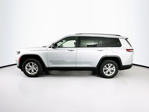 Used 2023 Jeep Grand Cherokee L Limited w/ Trailer Tow Group (B) image 4
