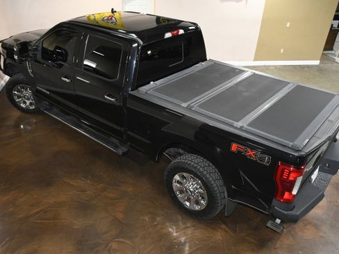 Used 2019 Ford F250 Lariat w/ Lariat Ultimate Package image 76
