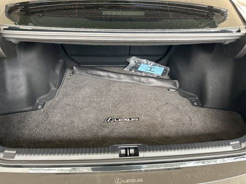 Used 2024 Lexus IS 300 w/ Comfort Package image 31