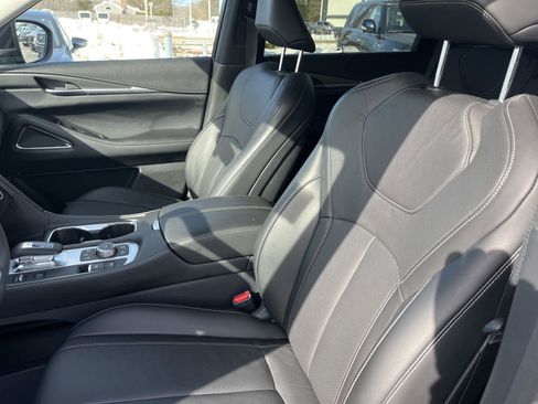 Used 2025 INFINITI QX60 Luxe image 9