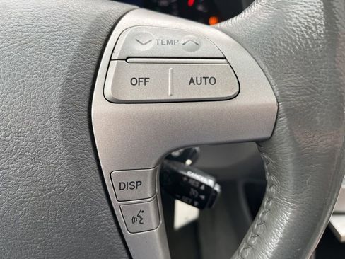 Used 2008 Toyota Camry XLE image 14