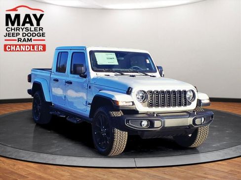 New 2025 Jeep Gladiator Sport image 16