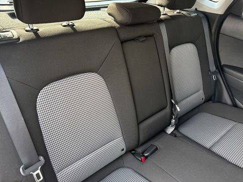 Certified 2022 Hyundai Kona SE image 22