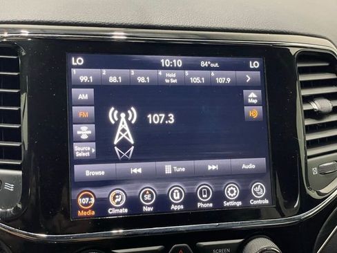 Used 2021 Jeep Grand Cherokee Limited image 33