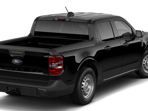 New 2026 Ford Maverick XL image 3