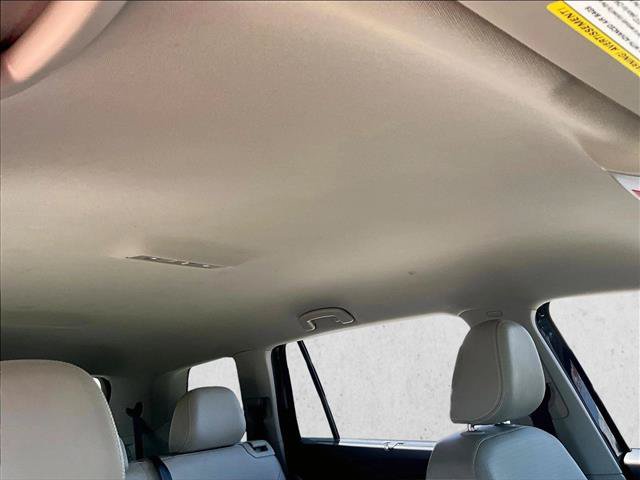 Used 2023 Volkswagen Atlas SE FWD image 16