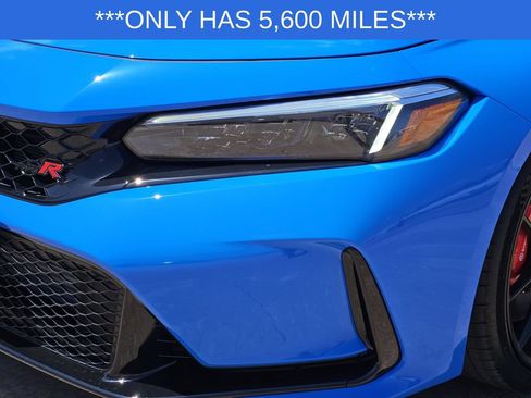 Used 2025 Honda Civic Type R image 9