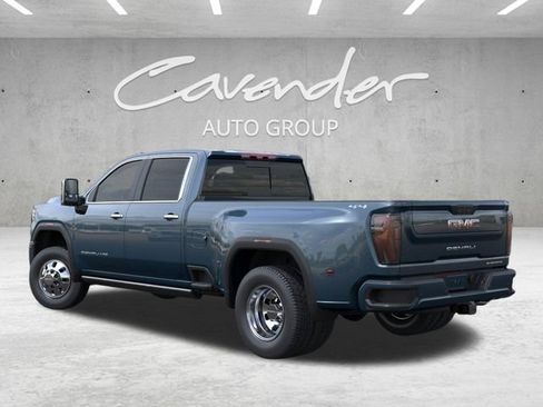 New 2026 GMC Sierra 3500 Denali Ultimate AWD/4WD image 4