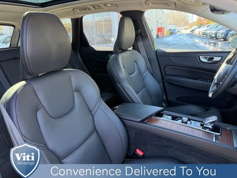 Certified 2023 Volvo XC60 B5 Ultimate w/ Climate Package image 31