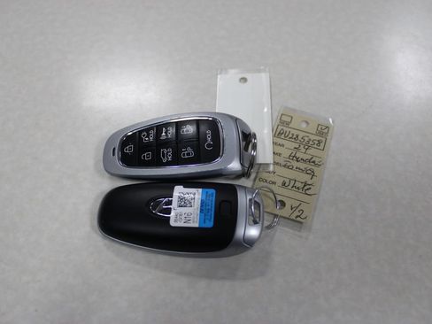 Used 2024 Hyundai Ioniq 5 Limited AWD/4WD image 38