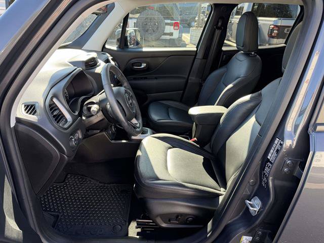 Used 2022 Jeep Renegade Limited w/ Sun, Sound & Wheels Group AWD/4WD image 13