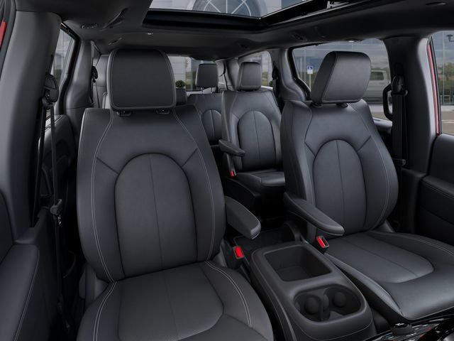 New 2026 Chrysler Pacifica Select AWD/4WD image 16