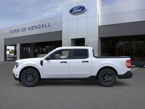 New 2025 Ford Maverick XLT image 3