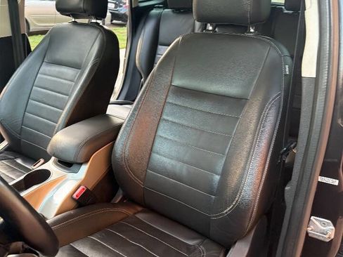 Used 2013 Ford C-MAX Energi SEL image 23