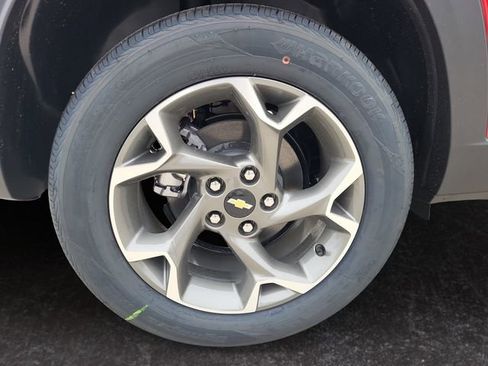 New 2026 Chevrolet Trax LT w/ Driver Confidence Package image 29