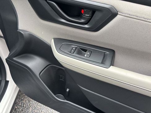 Certified 2025 Subaru Forester Premium image 19