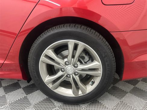Used 2019 Hyundai Sonata Limited image 20