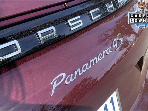 Used 2018 Porsche Panamera 4S image 8