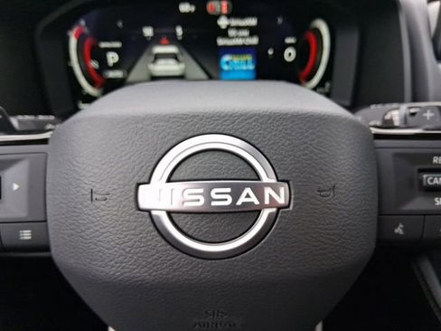 New 2026 Nissan Rogue Platinum image 5