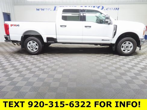 Used 2025 Ford F350 XLT image 2