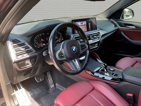 Used 2023 BMW X4 xDrive30i w/ M Sport Package AWD/4WD image 15