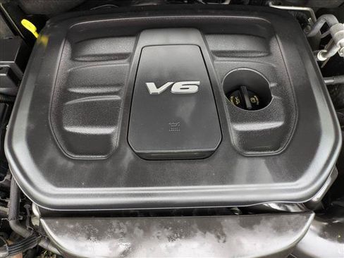 Used 2016 Jeep Grand Cherokee Limited AWD/4WD image 24