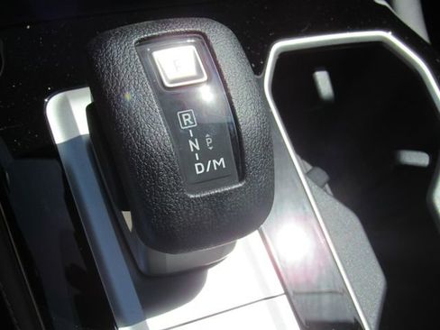 New 2026 Mitsubishi Outlander ES image 27