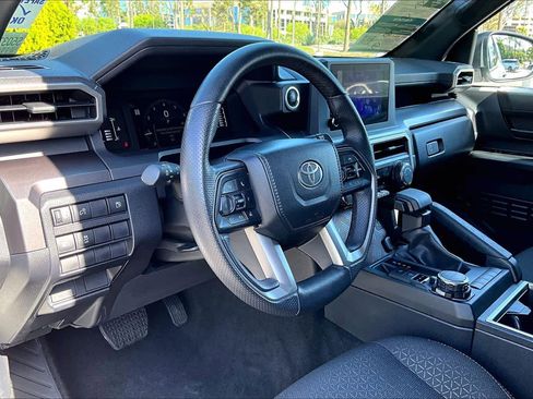 Used 2025 Toyota 4Runner SR5 image 16