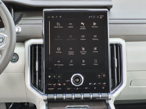 New 2026 GMC Acadia Denali w/ Super Cruise Package image 13