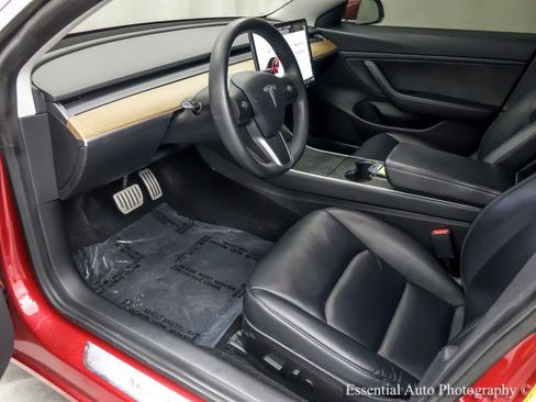 Used 2020 Tesla Model 3 Performance image 13