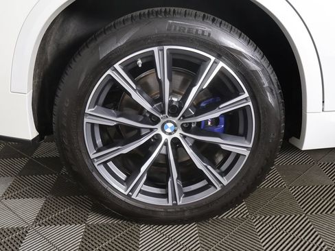 Used 2022 BMW X5 xDrive40i AWD/4WD image 26