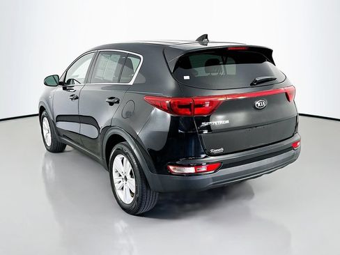 Used 2017 Kia Sportage LX AWD/4WD image 5