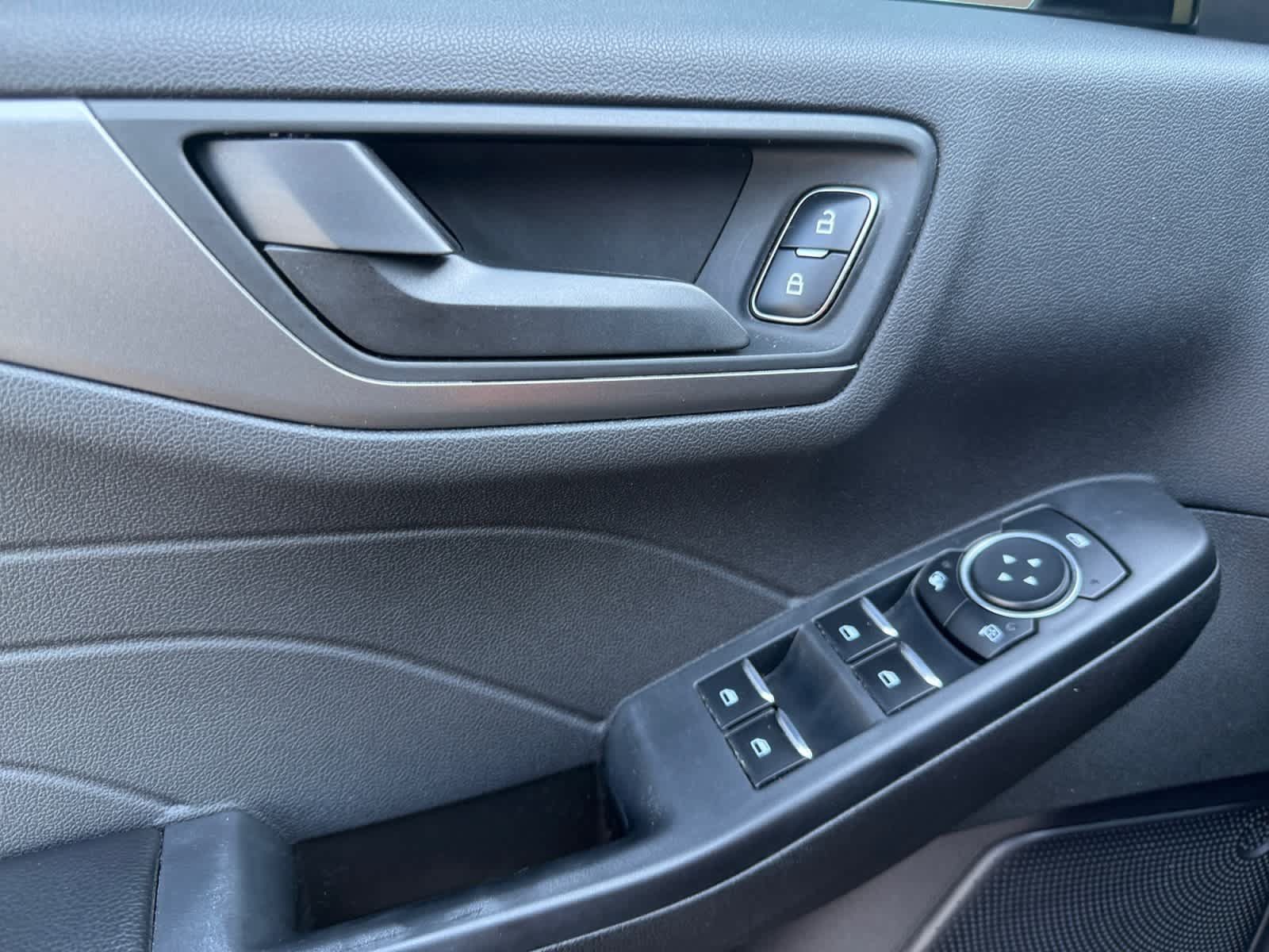 Used 2023 Ford Escape Active AWD/4WD image 10