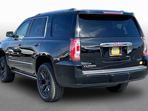 Used 2015 GMC Yukon Denali w/ Premium Package AWD/4WD image 11