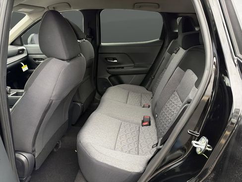 New 2026 Nissan Kicks SV image 28