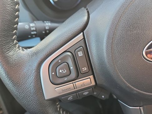 Used 2018 Subaru Forester 2.5i Touring w/ Popular Package #3B image 29