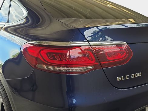Used 2021 Mercedes-Benz GLC 300 4MATIC Coupe image 36