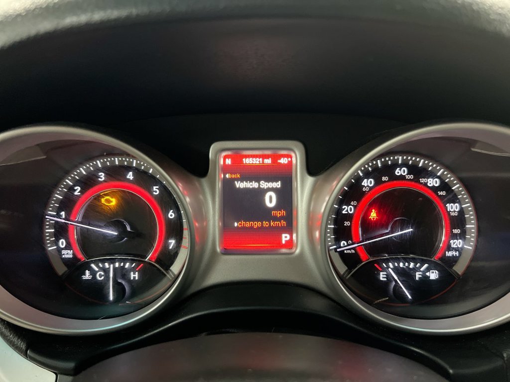 Used 2015 Dodge Journey SXT w/ Flexible Seating Group FWD image 12
