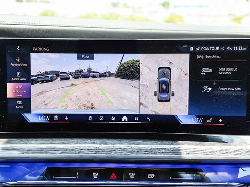 Used 2025 BMW i7 xDrive60 AWD/4WD image 27