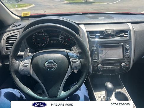 Used 2015 Nissan Altima 3.5 SL FWD image 15