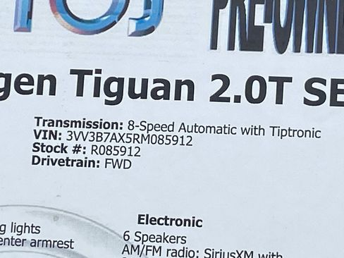 Used 2024 Volkswagen Tiguan SE FWD image 36