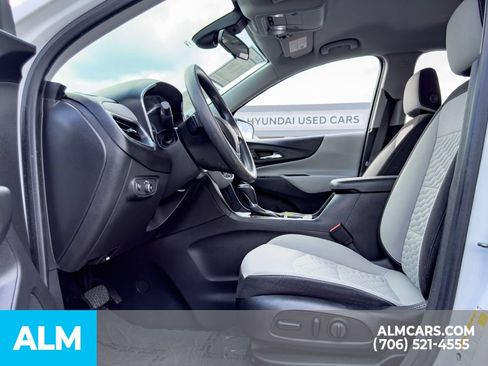 Used 2020 Chevrolet Equinox LS w/ LS Convenience Package FWD image 9