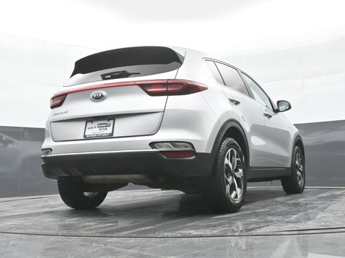 Used 2020 Kia Sportage LX image 43