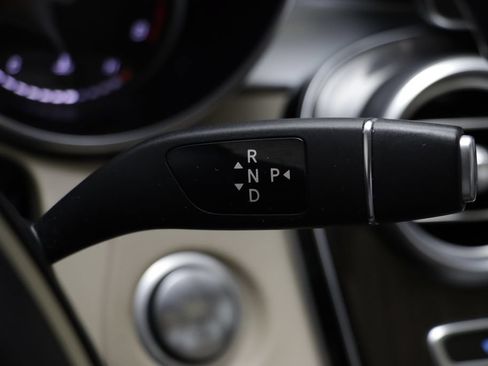 Used 2018 Mercedes-Benz C 300 4MATIC Sedan image 12
