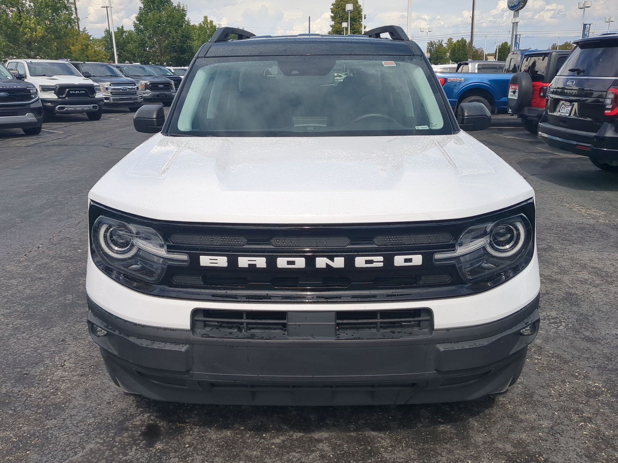 Used 2024 Ford Bronco Sport Outer Banks w/ Tech Package AWD/4WD image 12