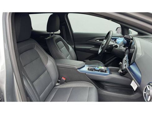 Used 2024 Chevrolet Equinox EV LT w/ LPO, Active Package FWD image 21