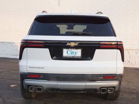 New 2026 Chevrolet Traverse LT FWD image 6