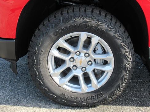 New 2025 Chevrolet Silverado 1500 W/T w/ WT Value Package image 7